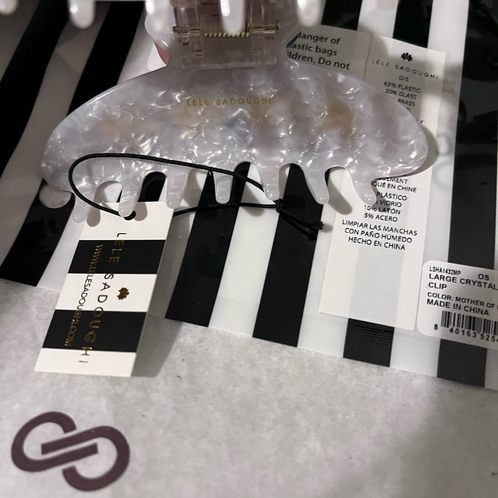 LELE SADOUGHI NWT AUTHENTIC LARGE EMBELLISHED MOTHER-OF-PEARL ACETATE CLAW CLIP - Picture 11 of 12